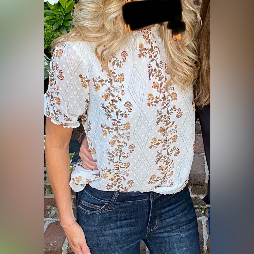 Good Hart Floral Print Women's Top